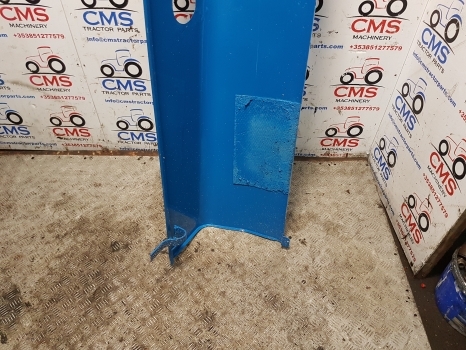Ford 7840, 8240, 8340 Bonnet Hood Panel Lhs 81872176, E9nn16619ef - Hood for Farm tractor: picture 5 Ford 7840, 8240, 8340 Bonnet Hood Panel Lhs 81872176, E9nn16619ef - Hood for Farm tractor: picture 5