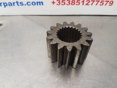 Ford Carraro 709 7810 Front Axle Sun Gear Car115643; 9968080; 81884c1; K395114 - Front axle: picture 3 Ford Carraro 709 7810 Front Axle Sun Gear Car115643; 9968080; 81884c1; K395114 - Front axle: picture 3