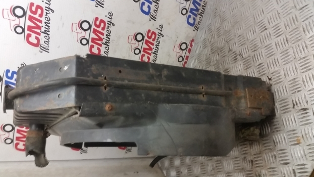 Ford Engine Water Cooling Radiator With Cowling 1 - Radiator for Farm tractor: picture 2 Ford Engine Water Cooling Radiator With Cowling 1 - Radiator for Farm tractor: picture 2