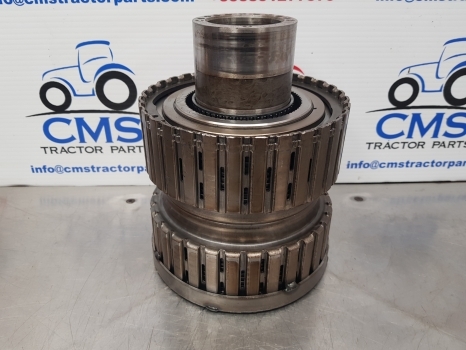 Ford New Holland Ts115a, 40, Ts Series Rear Clutch Housing Complete 82036853 - Clutch and parts for Farm tractor: picture 2 Ford New Holland Ts115a, 40, Ts Series Rear Clutch Housing Complete 82036853 - Clutch and parts for Farm tractor: picture 2