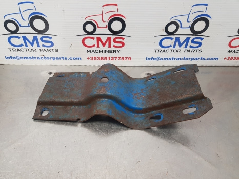 Ford Q, Sq Cab, 10, Tw, 30, 600 Series Cab Mudguard Bracket Support D5nn16n318a - Fender: picture 1 Ford Q, Sq Cab, 10, Tw, 30, 600 Series Cab Mudguard Bracket Support D5nn16n318a - Fender: picture 1