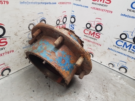 Ford Tw 20 Front Axle Hub Bolt Plate 4468453013, 4468453013, Zp1927708 - Wheel hub for Farm tractor: picture 4 Ford Tw 20 Front Axle Hub Bolt Plate 4468453013, 4468453013, Zp1927708 - Wheel hub for Farm tractor: picture 4