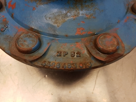 Ford Tw 20 Front Axle Hub Bolt Plate 4468453013, Zp1927708, 4468453013 - Wheel hub for Farm tractor: picture 3 Ford Tw 20 Front Axle Hub Bolt Plate 4468453013, Zp1927708, 4468453013 - Wheel hub for Farm tractor: picture 3