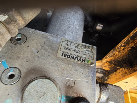 Hyundai Hx220l Hydraulic Priority Valve 31q6-20062 - Hydraulics: picture 2 Hyundai Hx220l Hydraulic Priority Valve 31q6-20062 - Hydraulics: picture 2