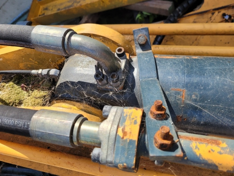 Hyundai Hx220lc Arm Ram Cylinder 31k6-50130, 31y1-45430, 31y1-28640gg - Hydraulic cylinder for Excavator: picture 2 Hyundai Hx220lc Arm Ram Cylinder 31k6-50130, 31y1-45430, 31y1-28640gg - Hydraulic cylinder for Excavator: picture 2