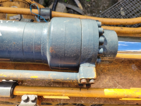 Hyundai Hx220lc Arm Ram Cylinder 31k6-50130, 31y1-45430, 31y1-28640gg - Hydraulic cylinder for Excavator: picture 5 Hyundai Hx220lc Arm Ram Cylinder 31k6-50130, 31y1-45430, 31y1-28640gg - Hydraulic cylinder for Excavator: picture 5