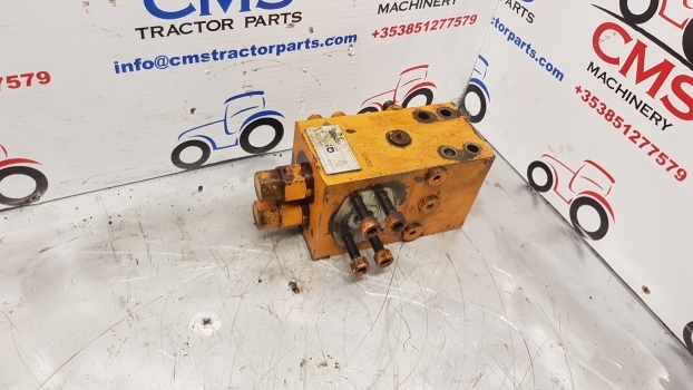 Hyundai Robex 130 Lc-3 Hydraulic Valve 950835 - Hydraulic valve for Excavator: picture 3 Hyundai Robex 130 Lc-3 Hydraulic Valve 950835 - Hydraulic valve for Excavator: picture 3
