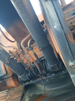 Hyundai Robex R140lc-9a Boom Lift Cylinder Ram Lhs 31q4-50111 - Hydraulic cylinder for Excavator: picture 2 Hyundai Robex R140lc-9a Boom Lift Cylinder Ram Lhs 31q4-50111 - Hydraulic cylinder for Excavator: picture 2