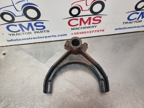 International Case 85, 3000, 4000 Ser 4230 Transmission Fork 401695r2, 401695r3 - Transmission: picture 2 International Case 85, 3000, 4000 Ser 4230 Transmission Fork 401695r2, 401695r3 - Transmission: picture 2