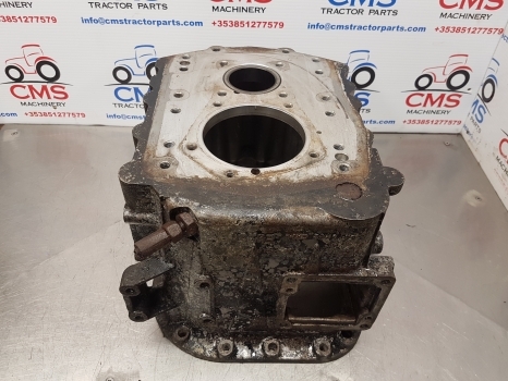 Jcb 1135, 2125, 2135, 3220 Transmission Housing 8875472, 454/85001, 454/85200 - Gearbox and parts for Farm tractor: picture 4 Jcb 1135, 2125, 2135, 3220 Transmission Housing 8875472, 454/85001, 454/85200 - Gearbox and parts for Farm tractor: picture 4