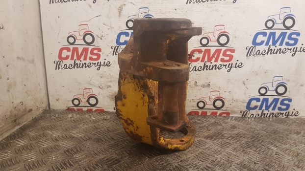 Jcb 3cx Front Axle Steering Spindle Swivel Housing Rhs 448/07401 - Steering knuckle for Backhoe loader: picture 5 Jcb 3cx Front Axle Steering Spindle Swivel Housing Rhs 448/07401 - Steering knuckle for Backhoe loader: picture 5
