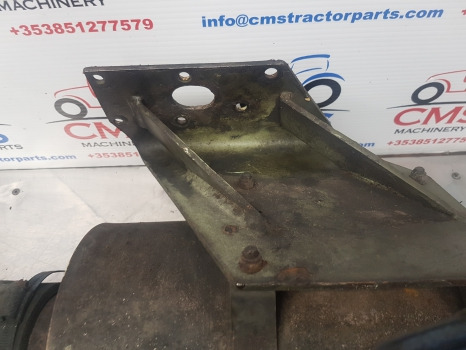 Jcb 410m, Perkins 4.236, Lj50227 Air Cleaner Filter Box 32/205500, 259/35300 - Air intake system: picture 5 Jcb 410m, Perkins 4.236, Lj50227 Air Cleaner Filter Box 32/205500, 259/35300 - Air intake system: picture 5