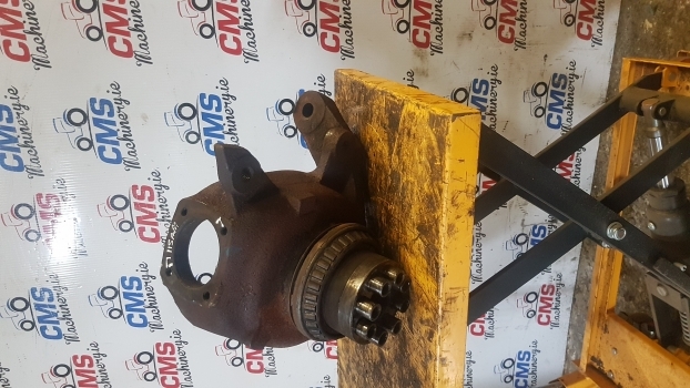 Jcb Fastrac 185-65 Front Axle Swivel Housing Lhs 454/05203, 454/05202, 454/05201 - Front axle for Farm tractor: picture 2 Jcb Fastrac 185-65 Front Axle Swivel Housing Lhs 454/05203, 454/05202, 454/05201 - Front axle for Farm tractor: picture 2