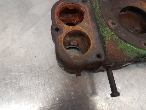 John Deere 6200, 6400, 6300, 7700, 7800 Water Pump Housing R102849 - Coolant pump for Agricultural machinery: picture 3 John Deere 6200, 6400, 6300, 7700, 7800 Water Pump Housing R102849 - Coolant pump for Agricultural machinery: picture 3