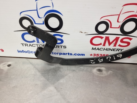 John Deere 6r, 6m Series, 6130m, 6130r Cab Bonnet Hinge Lh Al212729 - Body and exterior: picture 3 John Deere 6r, 6m Series, 6130m, 6130r Cab Bonnet Hinge Lh Al212729 - Body and exterior: picture 3