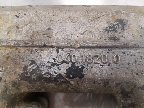 Lamboghini 1056, 1156, 1256 Engine Intake Manifold 0.040.1820.0/10, 040.1820.0 - Intake manifold for Farm tractor: picture 3 Lamboghini 1056, 1156, 1256 Engine Intake Manifold 0.040.1820.0/10, 040.1820.0 - Intake manifold for Farm tractor: picture 3