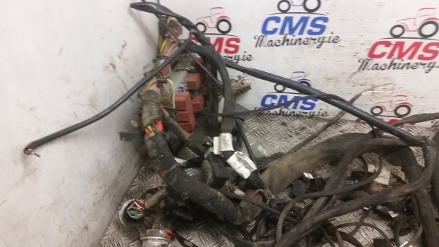 Landini Mythos Tdi 115 Cab Fuse Box Wiring Loom Set - Cables/ Wire harness for Farm tractor: picture 2 Landini Mythos Tdi 115 Cab Fuse Box Wiring Loom Set - Cables/ Wire harness for Farm tractor: picture 2