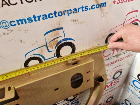 Manitou Mlt627, 628, Mlt Series, Cab Lower Door Frame 602012 - Door and parts: picture 5 Manitou Mlt627, 628, Mlt Series, Cab Lower Door Frame 602012 - Door and parts: picture 5