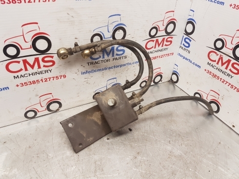 Manitou Mrt 2540 Brake Reservoir Tank 739163 - Brake parts for Telescopic handler: picture 1 Manitou Mrt 2540 Brake Reservoir Tank 739163 - Brake parts for Telescopic handler: picture 1