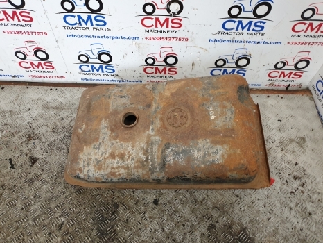 Massey Ferguson 20d, 20e, 30e, 30h, 40e Original Fuel Tank 1672762m91 - Fuel tank for Farm tractor: picture 1 Massey Ferguson 20d, 20e, 30e, 30h, 40e Original Fuel Tank 1672762m91 - Fuel tank for Farm tractor: picture 1