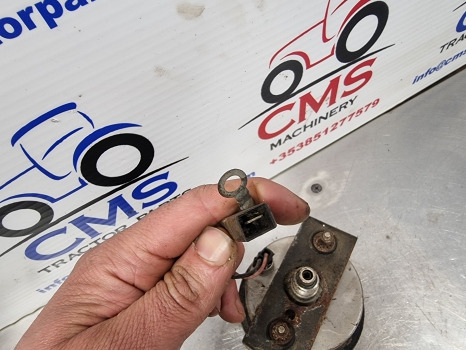 Massey Ferguson 2620, 2680, 4wd Gauge, Pto, 3381408m1 - Electrical system: picture 4 Massey Ferguson 2620, 2680, 4wd Gauge, Pto, 3381408m1 - Electrical system: picture 4