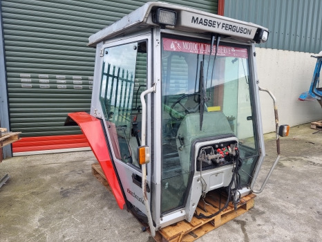Massey Ferguson 3000 Series, 3050, 3070, 3080, 3090 Cab Complete Sold, Sold - Cab: picture 1 Massey Ferguson 3000 Series, 3050, 3070, 3080, 3090 Cab Complete Sold, Sold - Cab: picture 1