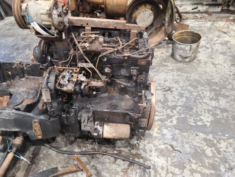 Massey Ferguson 4255 Complete Engine For Parts 1726/2200, U962515p, Hh31317 1726/2200, U962515p, Hh31317 - Engine for Agricultural machinery: picture 1 Massey Ferguson 4255 Complete Engine For Parts 1726/2200, U962515p, Hh31317 1726/2200, U962515p, Hh31317 - Engine for Agricultural machinery: picture 1