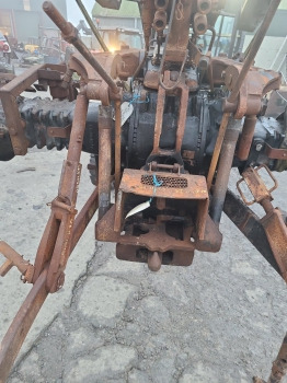 Massey Ferguson 4255 Pick Up Hitch For Parts - Frame/ Chassis for Agricultural machinery: picture 5 Massey Ferguson 4255 Pick Up Hitch For Parts - Frame/ Chassis for Agricultural machinery: picture 5