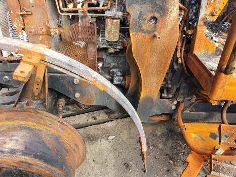 Massey Ferguson  5455 Front Rear Axle  Engine Transmission Hydraulic  Lift Parts - Engine: picture 4 Massey Ferguson  5455 Front Rear Axle  Engine Transmission Hydraulic  Lift Parts - Engine: picture 4