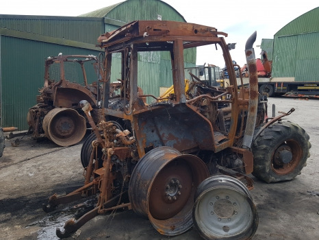Massey Ferguson 5612 Front, Rear Axle, Pto, Transmission, Engine Parts - Engine: picture 3 Massey Ferguson 5612 Front, Rear Axle, Pto, Transmission, Engine Parts - Engine: picture 3