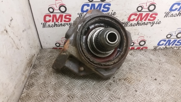 Massey Ferguson 6150, 6160 Swivel Housing Right 3764016m91, 3764017r1 - Steering knuckle for Farm tractor: picture 1 Massey Ferguson 6150, 6160 Swivel Housing Right 3764016m91, 3764017r1 - Steering knuckle for Farm tractor: picture 1
