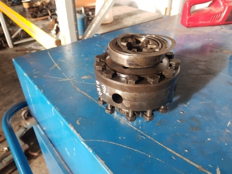 Massey Ferguson 6160, 6170, 5455, 390t 6180 Front Axle Differential 3429476m92 - Differential gear for Farm tractor: picture 2 Massey Ferguson 6160, 6170, 5455, 390t 6180 Front Axle Differential 3429476m92 - Differential gear for Farm tractor: picture 2