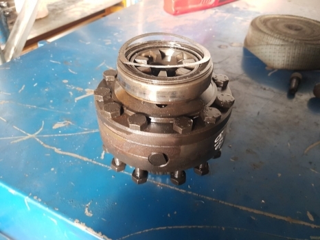 Massey Ferguson 6160, 6170, 5455, 390t 6180 Front Axle Differential 3429476m92 - Differential gear for Farm tractor: picture 1 Massey Ferguson 6160, 6170, 5455, 390t 6180 Front Axle Differential 3429476m92 - Differential gear for Farm tractor: picture 1