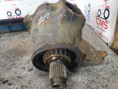 Massey Ferguson 699, 698 Front Swivel Housing Spindle Rhs 3426051m3 - Steering knuckle for Farm tractor: picture 2 Massey Ferguson 699, 698 Front Swivel Housing Spindle Rhs 3426051m3 - Steering knuckle for Farm tractor: picture 2