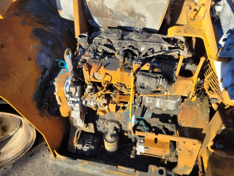 Massey Ferguson Mf 9306h Complete Engine For Parts Perkins 1104d-44ta - Engine: picture 4 Massey Ferguson Mf 9306h Complete Engine For Parts Perkins 1104d-44ta - Engine: picture 4