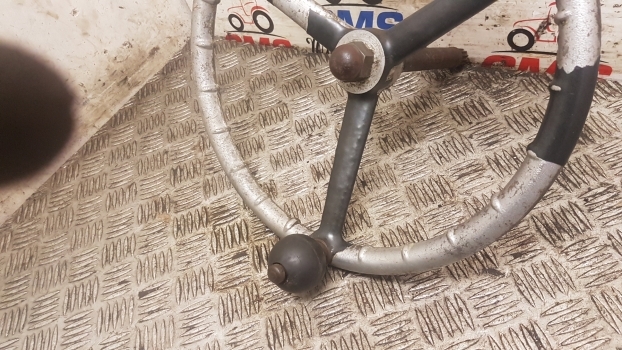 Matbro Teleram Steering Wheel And Shaft - Steering wheel for Telescopic handler: picture 2 Matbro Teleram Steering Wheel And Shaft - Steering wheel for Telescopic handler: picture 2
