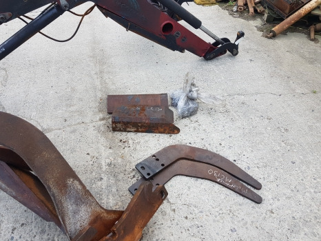Mccormick Mc 130 Power4 Tier 3, 120, 110, Front Loader Complete - Front loader for tractor: picture 4 Mccormick Mc 130 Power4 Tier 3, 120, 110, Front Loader Complete - Front loader for tractor: picture 4