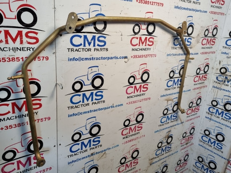 Mccormickxtx165, Mc 130, Case, Landini, Mx, Mc, Cab Back Window Frame 4213072m9 - Window and parts: picture 2 Mccormickxtx165, Mc 130, Case, Landini, Mx, Mc, Cab Back Window Frame 4213072m9 - Window and parts: picture 2