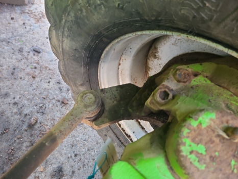 Merlo P28.7 Kt Front Axle Hub Lhs Complete With Drive Shaft - Front axle: picture 5 Merlo P28.7 Kt Front Axle Hub Lhs Complete With Drive Shaft - Front axle: picture 5
