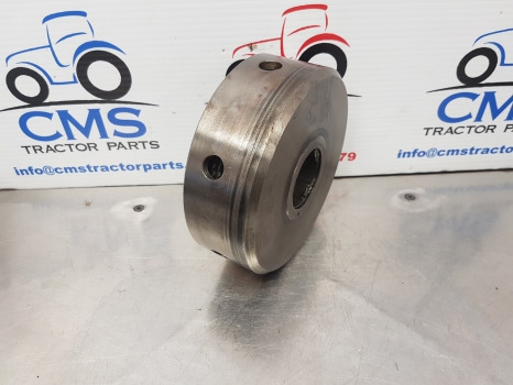 New Holland Case Fiat 8160, Tm, Mxm, 60, M Series Clutch Housing Assy E 5167836 - Clutch and parts: picture 3 New Holland Case Fiat 8160, Tm, Mxm, 60, M Series Clutch Housing Assy E 5167836 - Clutch and parts: picture 3