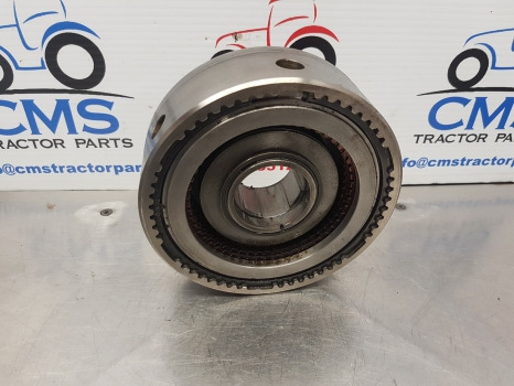 New Holland Case Fiat 8160, Tm, Mxm, 60, M Series Clutch Housing Assy E 5167836 - Clutch and parts: picture 1 New Holland Case Fiat 8160, Tm, Mxm, 60, M Series Clutch Housing Assy E 5167836 - Clutch and parts: picture 1