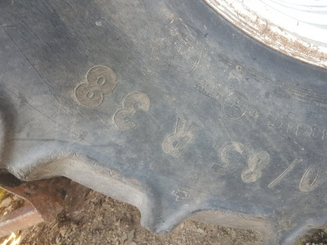 New Holland Case Mxu, Tsa, Tm, Mxm, 60 Series Mxu100 Rear Wheel And Tyre - Wheel and tire package: picture 3 New Holland Case Mxu, Tsa, Tm, Mxm, 60 Series Mxu100 Rear Wheel And Tyre - Wheel and tire package: picture 3