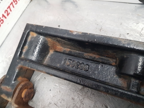 New Holland Case Puma T6000, T7 T7.200 Hood Bonnet Support 84153356, 87353681 - Hood for Farm tractor: picture 2 New Holland Case Puma T6000, T7 T7.200 Hood Bonnet Support 84153356, 87353681 - Hood for Farm tractor: picture 2