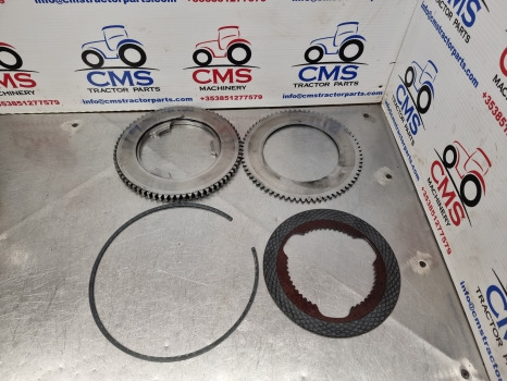 New Holland Case T6, T7, T6000, Cl4 Front Axle Brake Plate Disc Kit 87608346 - Brake disc: picture 1 New Holland Case T6, T7, T6000, Cl4 Front Axle Brake Plate Disc Kit 87608346 - Brake disc: picture 1