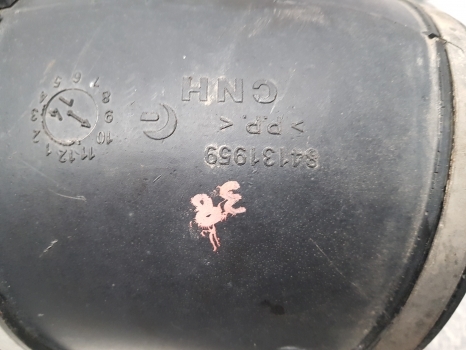New Holland Case T7.200 Engine Air Cleaner Intake Vent 87518691, 84131959 - Air intake system for Farm tractor: picture 2 New Holland Case T7.200 Engine Air Cleaner Intake Vent 87518691, 84131959 - Air intake system for Farm tractor: picture 2