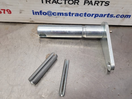 New Holland, Case Tm120, Tm130 Top Hanger Arm Pin Kit 47130500, 87319107 - Frame/ Chassis: picture 3 New Holland, Case Tm120, Tm130 Top Hanger Arm Pin Kit 47130500, 87319107 - Frame/ Chassis: picture 3