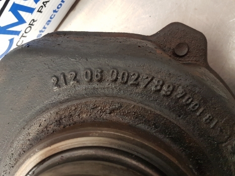 New Holland Lm435a, Mlt 634-120 Swivel Housing Front Rhs Rear Lhs 212.06.002.789 - Steering knuckle for Telescopic handler: picture 5 New Holland Lm435a, Mlt 634-120 Swivel Housing Front Rhs Rear Lhs 212.06.002.789 - Steering knuckle for Telescopic handler: picture 5