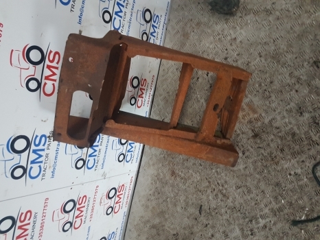 New Holland T5.100, 110, 120 Foot Step Lhs Complete 47655756, 47692166 - Footstep for Farm tractor: picture 3 New Holland T5.100, 110, 120 Foot Step Lhs Complete 47655756, 47692166 - Footstep for Farm tractor: picture 3