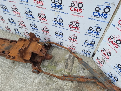 New Holland T6 Case Maxxum, Mxu, T6000, Tsa Pick Up Hitch For Parts 87482831 - Frame/ Chassis: picture 5 New Holland T6 Case Maxxum, Mxu, T6000, Tsa Pick Up Hitch For Parts 87482831 - Frame/ Chassis: picture 5