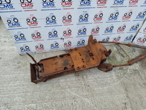 New Holland T6 Case Maxxum, Mxu, T6000, Tsa Pick Up Hitch For Parts 87482831 - Frame/ Chassis: picture 2 New Holland T6 Case Maxxum, Mxu, T6000, Tsa Pick Up Hitch For Parts 87482831 - Frame/ Chassis: picture 2